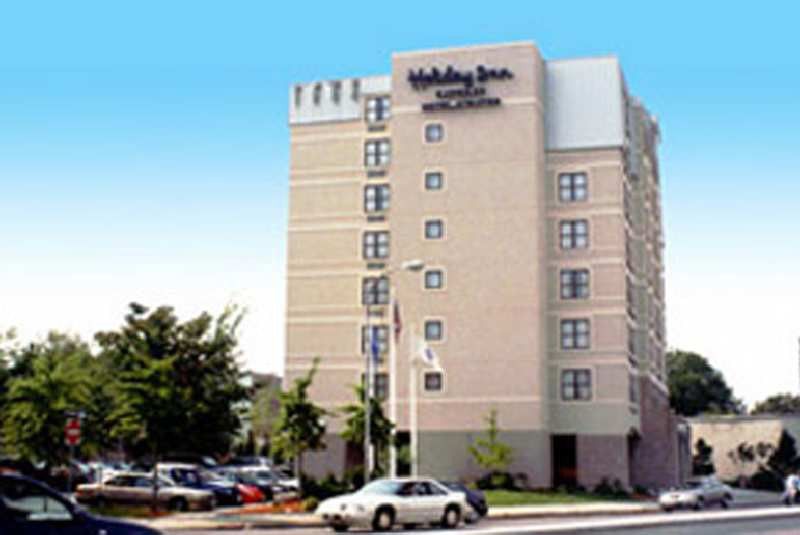 Holiday Inn Express & Suites Boston - Cambridge By Ihg Exterior photo